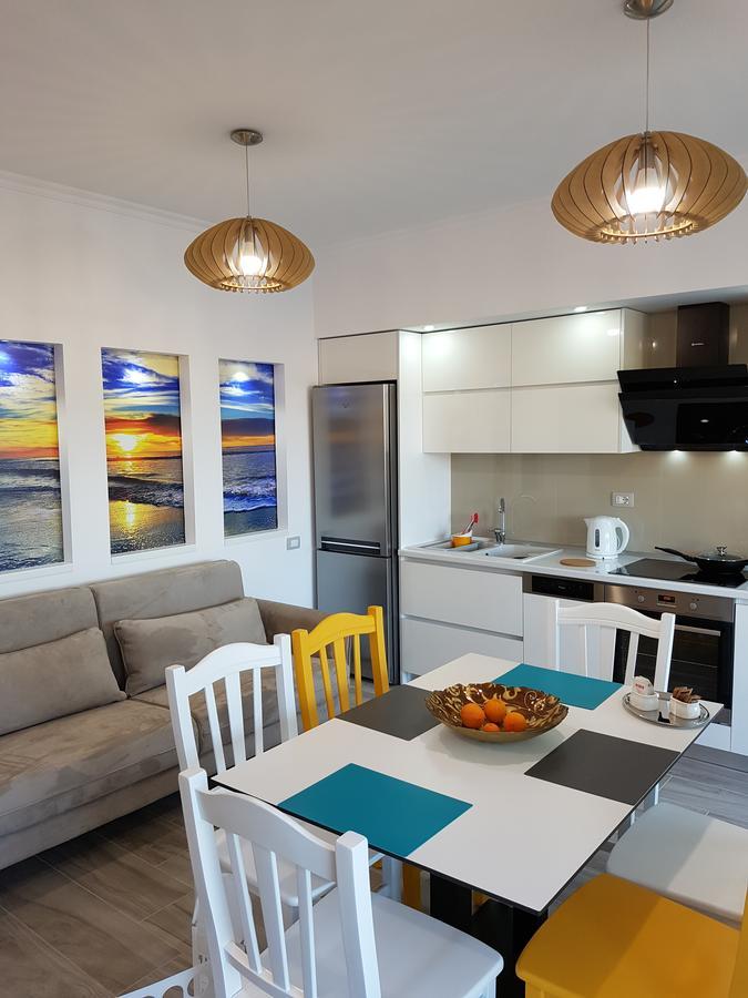Sofia'S Holiday Apartment Влёра Экстерьер фото